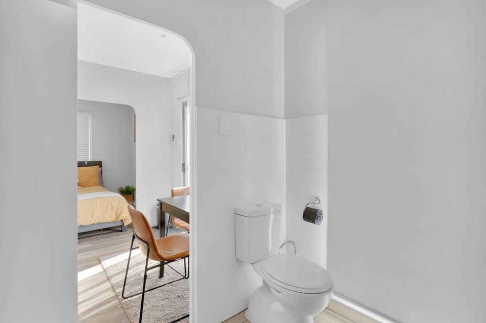 Diggers rest self contained tiny home with wifi House in Diggers Rest