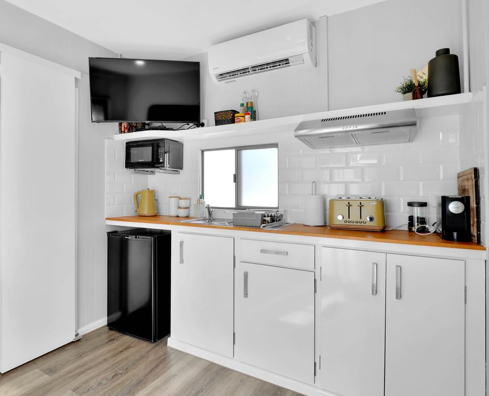 Diggers rest self contained tiny home with wifi House in Diggers Rest