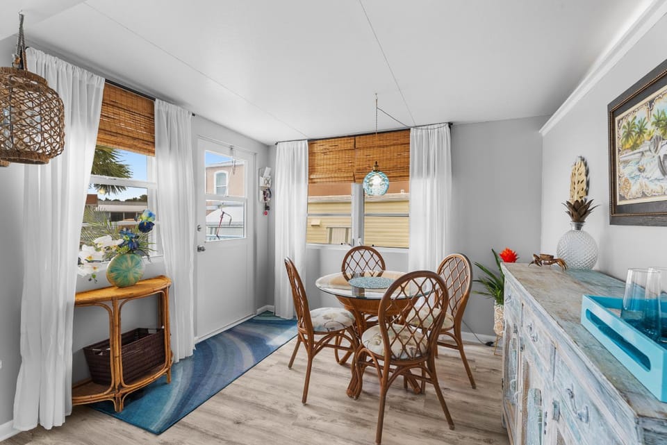 Coastal 2 Bedroom 2 Bath Beach House on Nettles Island N669 House in Hutchinson Island