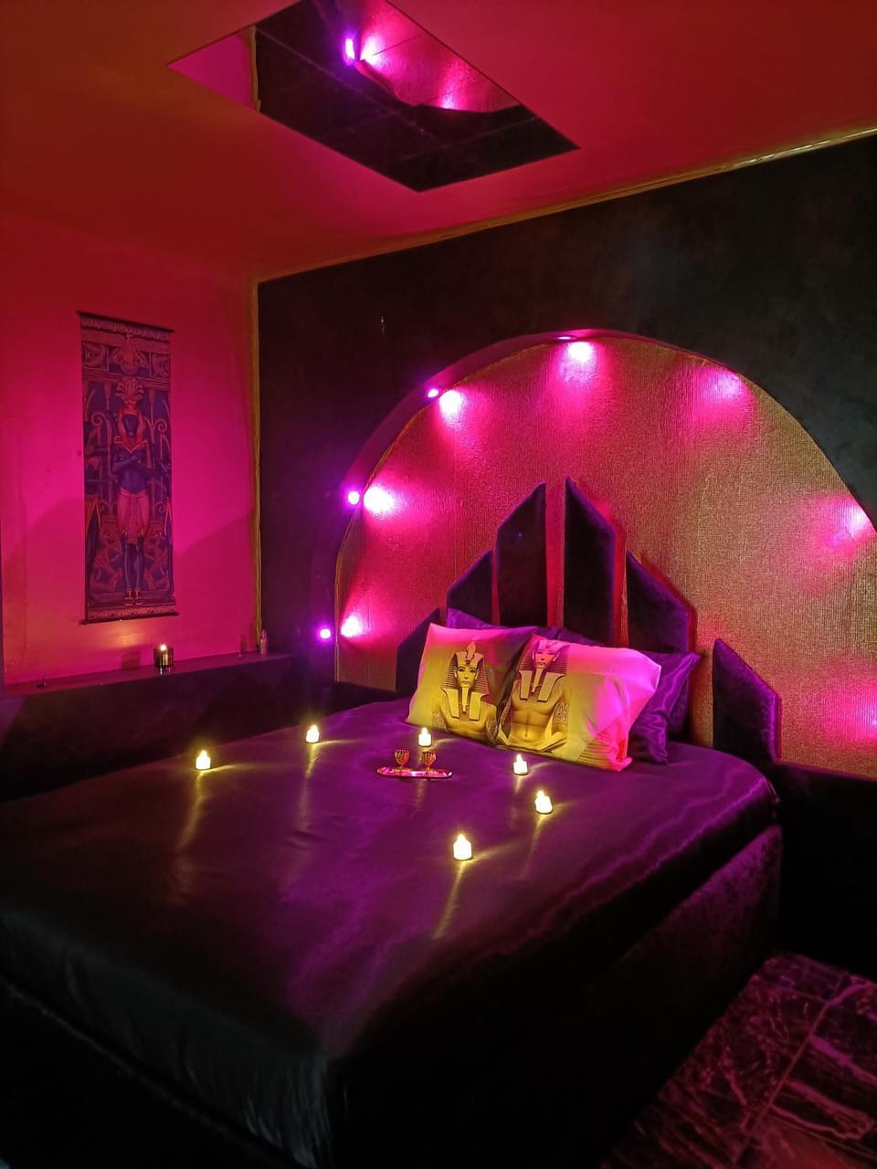 Les cités romances Le Cléopâtre Bed and Breakfast in Carcassonne