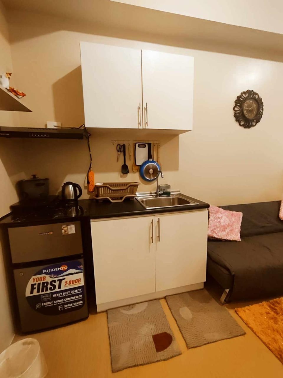 1517 Tower 4 Atria Manduriao Comfy, Cozy, Central Apartment hotel in Iloilo City