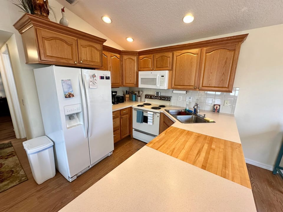 Coastal Adorable 2 Bedroom 1 Bath Beach House On Nettles Island Resort N455 House in Hutchinson Island