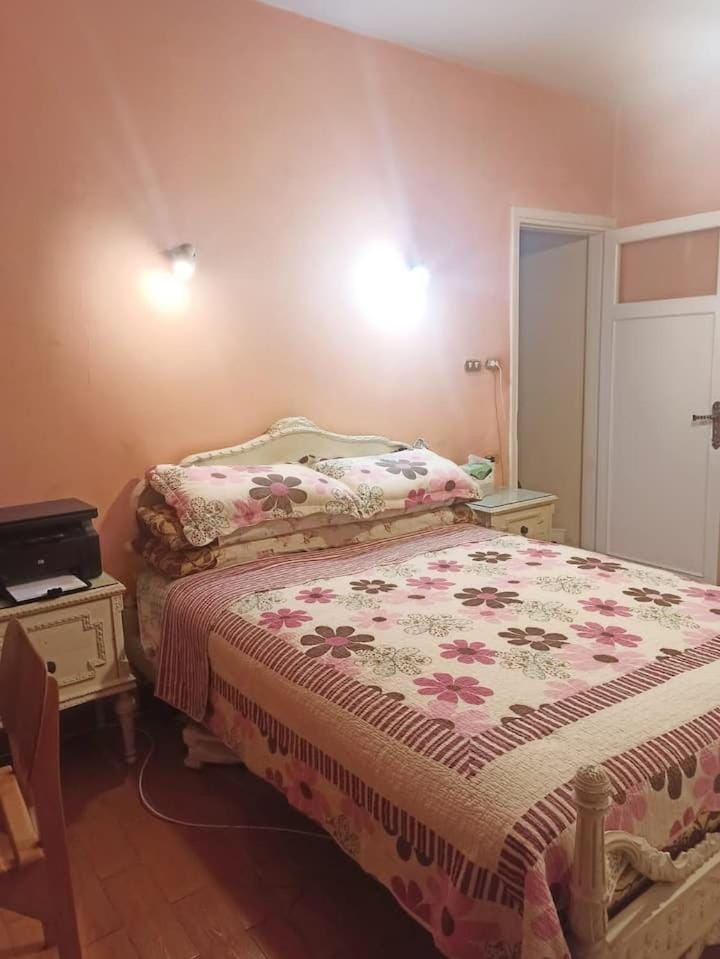 Cozy & Comfortable Private Room Apartment in Cairo Governorate