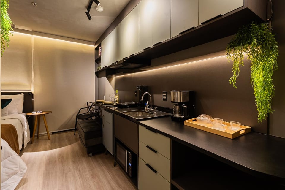 607 -Rentaqui Studio Completo a 500 m Allianz Apartment in Sao Paulo City
