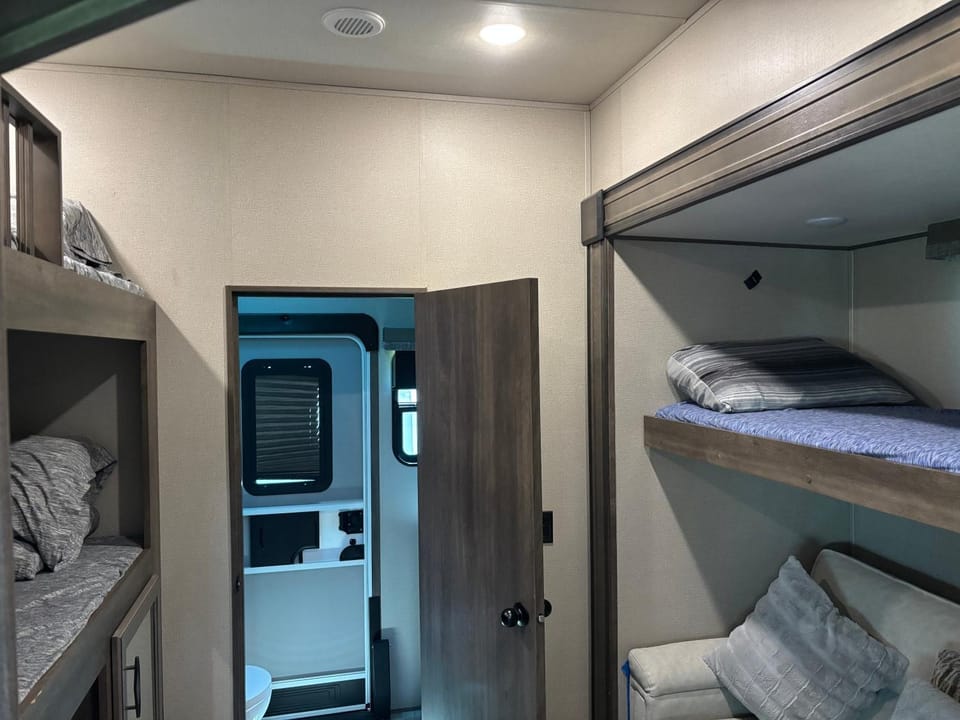 bunk bed