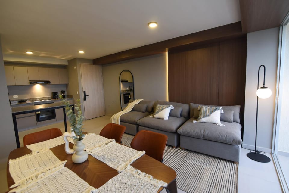 Living room, Dining area