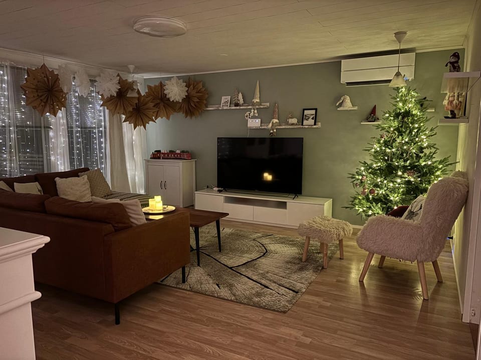 Cozy Villa - near Santa Claus Village - WiFi, Sauna, free parking Apartment in Rovaniemi