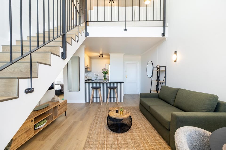 Kitchen or kitchenette, Living room, Seating area