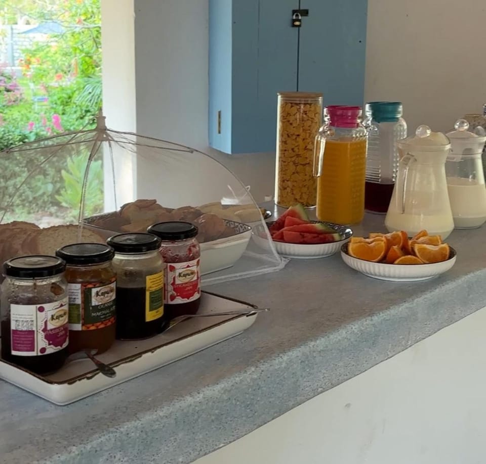 Breakfast, Continental breakfast, Buffet breakfast