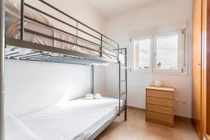 Photo of the whole room, Bedroom, bunk bed, towels, wardrobe