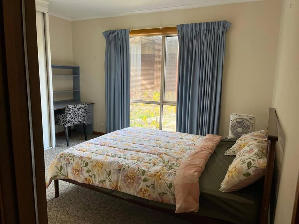 Farm-stay delight House in Ballarat