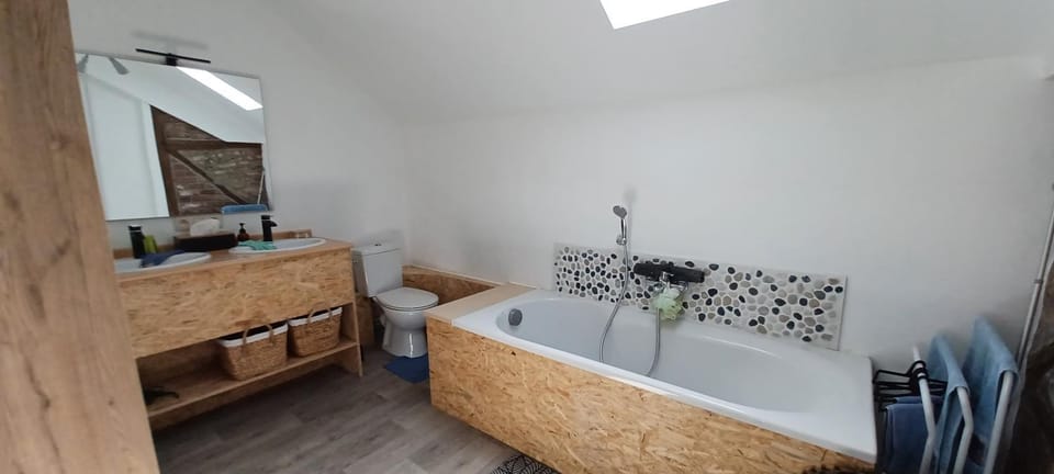 Bathroom, Bath