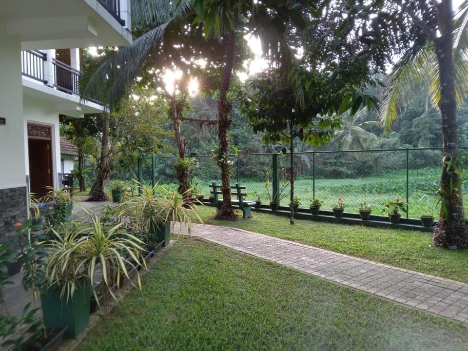 Villa Aurora Villa in Hikkaduwa