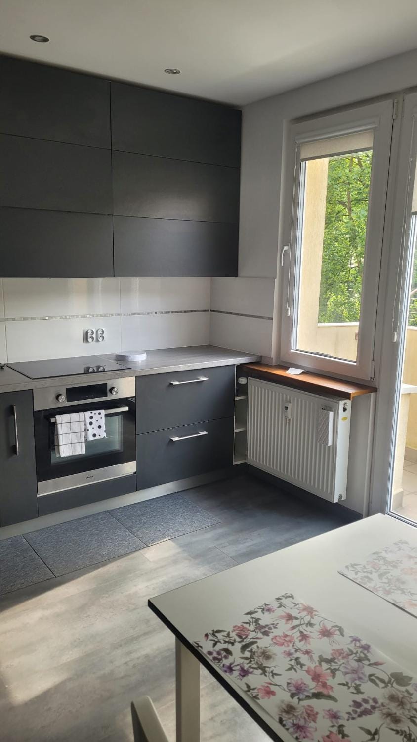 Kitchen or kitchenette, stove