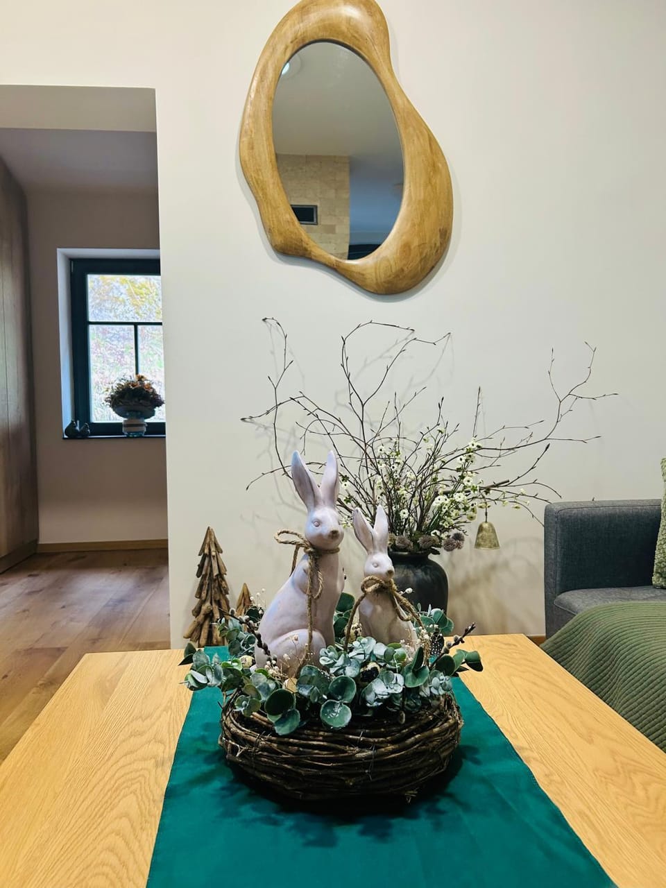 Living room, Decorative detail, Seating area