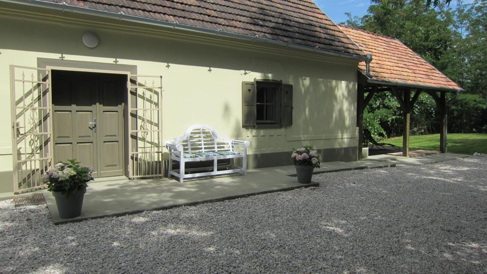 Gara Cottage House in Hungary