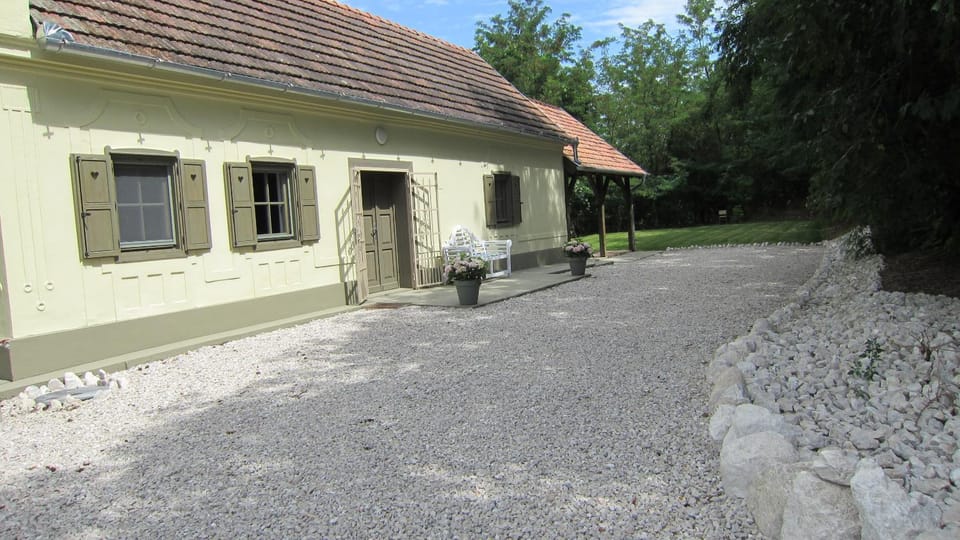 Gara Cottage House in Hungary