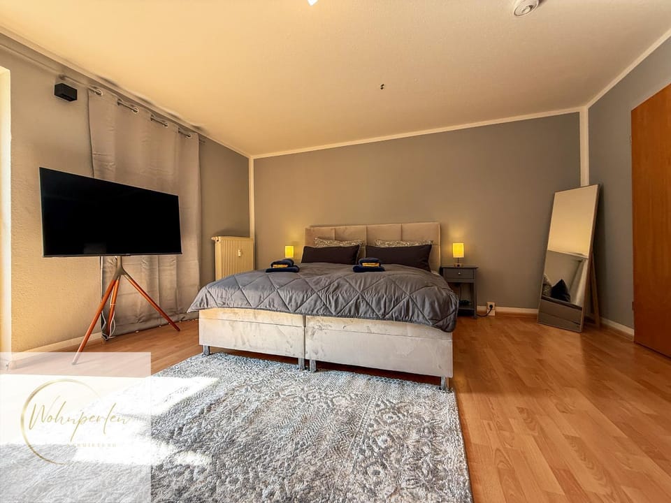 Bed, TV and multimedia