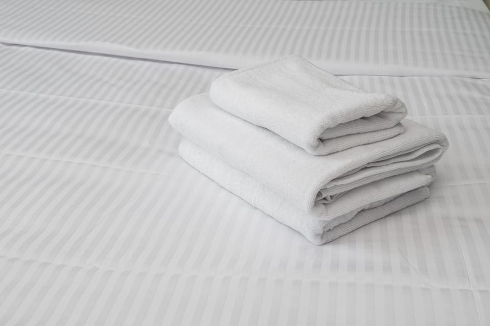 Bed, Photo of the whole room, Bedroom, towels