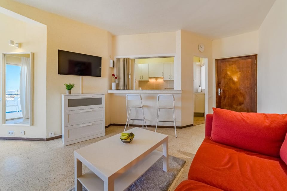 Skyline by the Sea - Playa de las Americas Apartment in Playa de las Americas