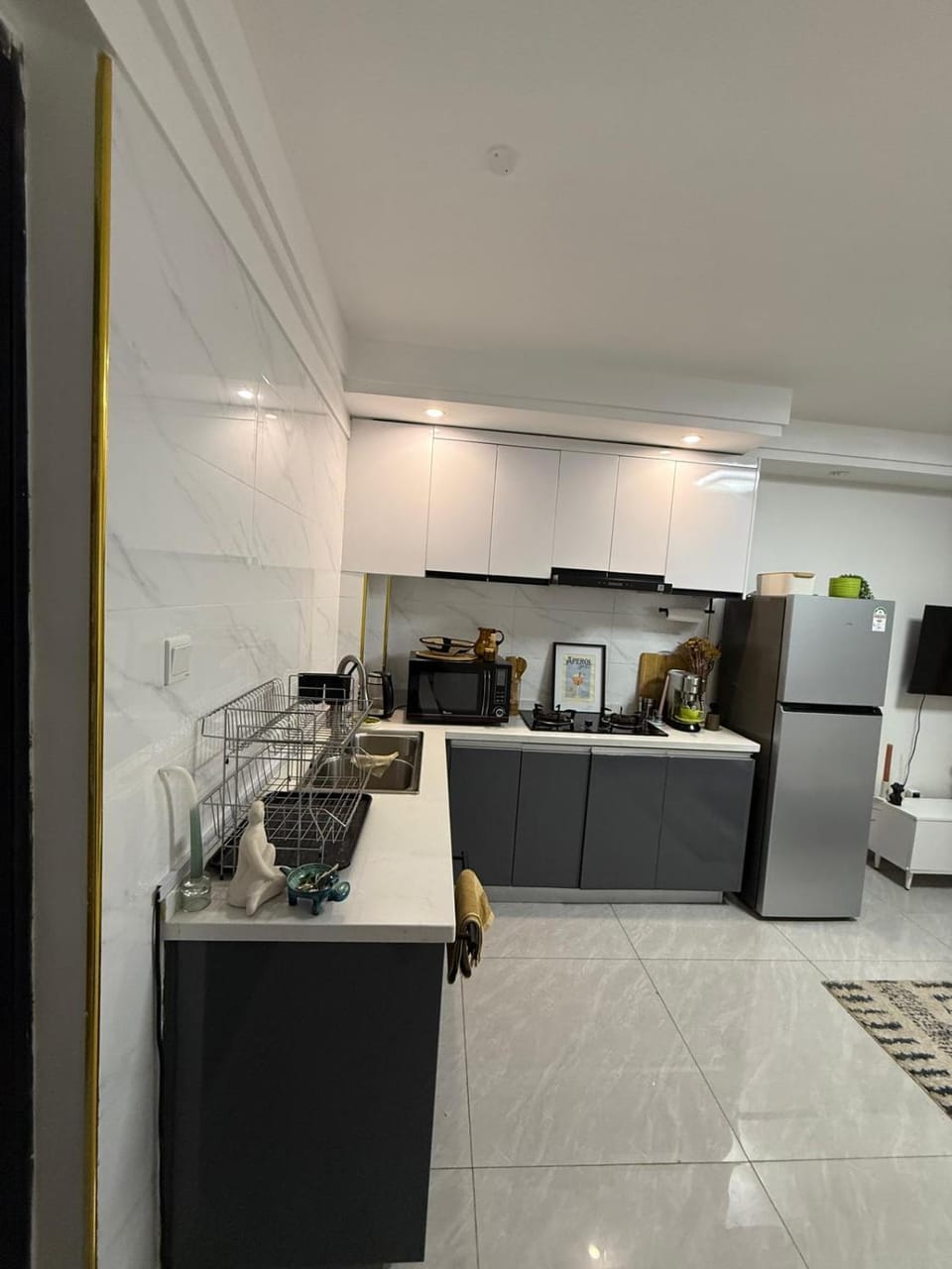 Kitchen or kitchenette, dishwasher