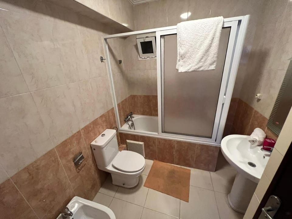 Appartement bien situé, 3 chambres Apartment in Tangier