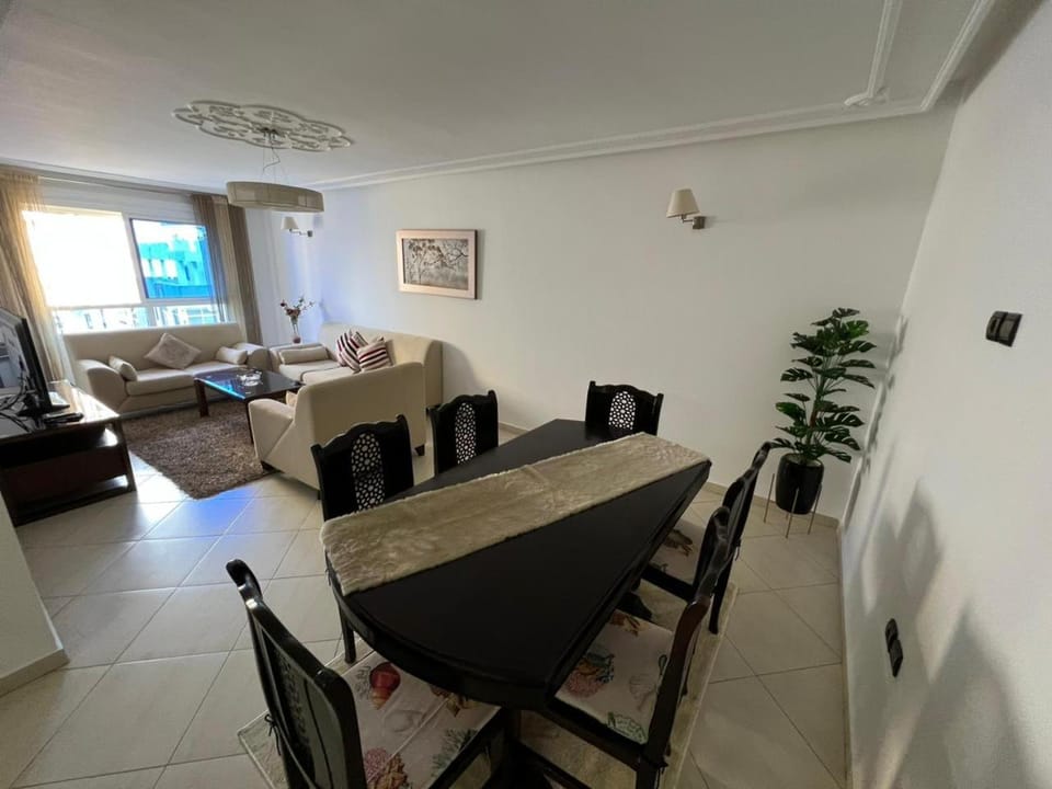 Appartement bien situé, 3 chambres Apartment in Tangier