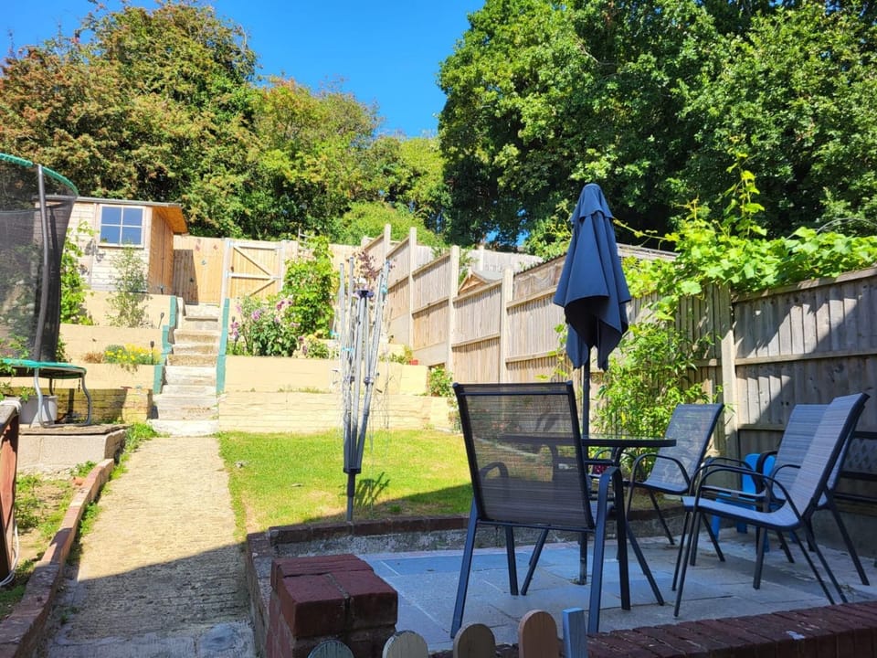 Garden house Bed and Breakfast in Canterbury