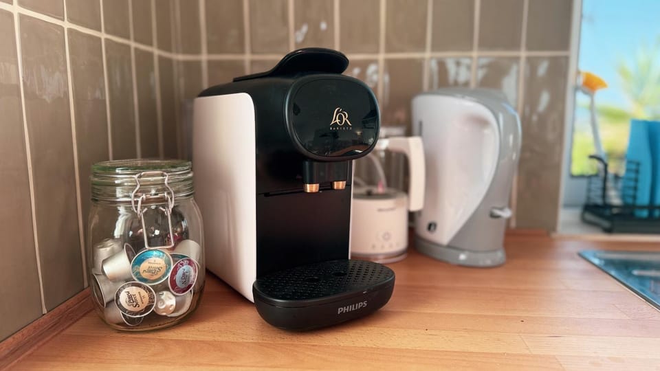 Coffee/tea facilities, toaster