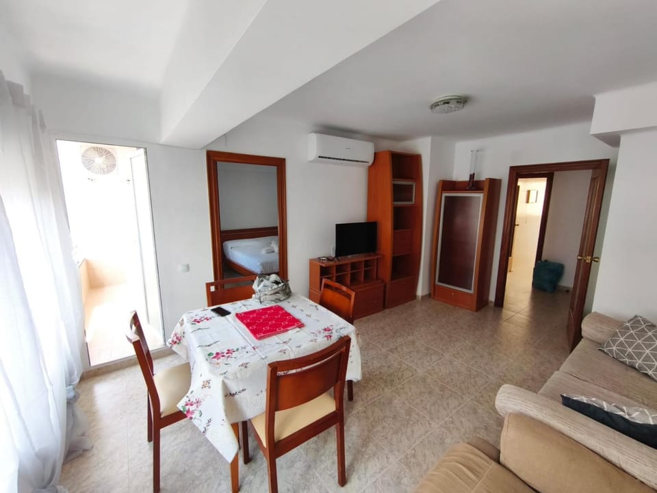 TV and multimedia, Living room, Dining area