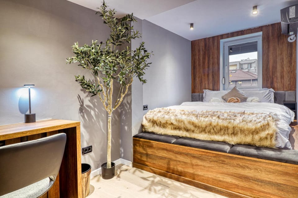 Bed, Photo of the whole room, Bedroom