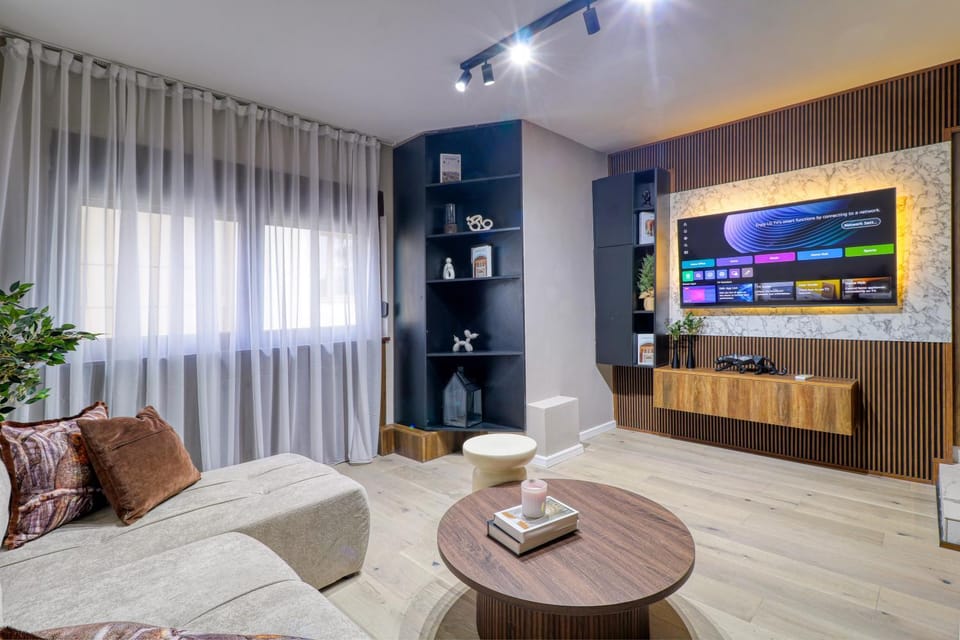 TV and multimedia, Living room, Seating area