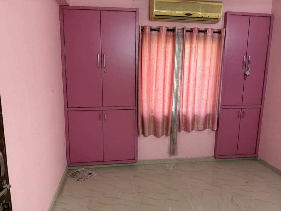 Modak 2 Apartment in Gujarat