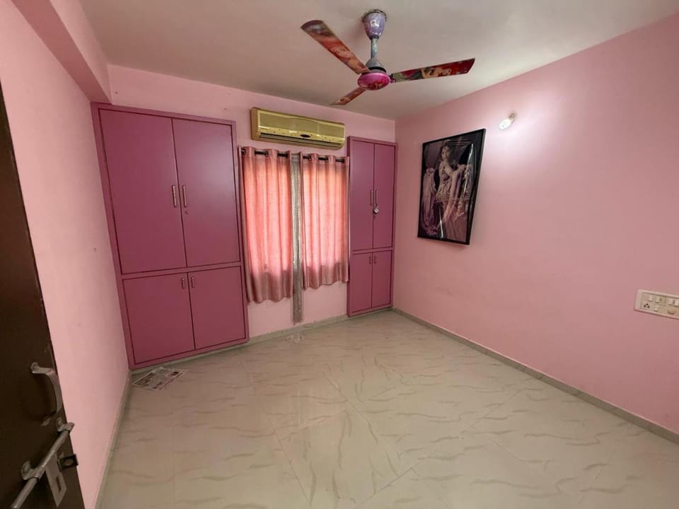 Modak 2 Apartment in Gujarat