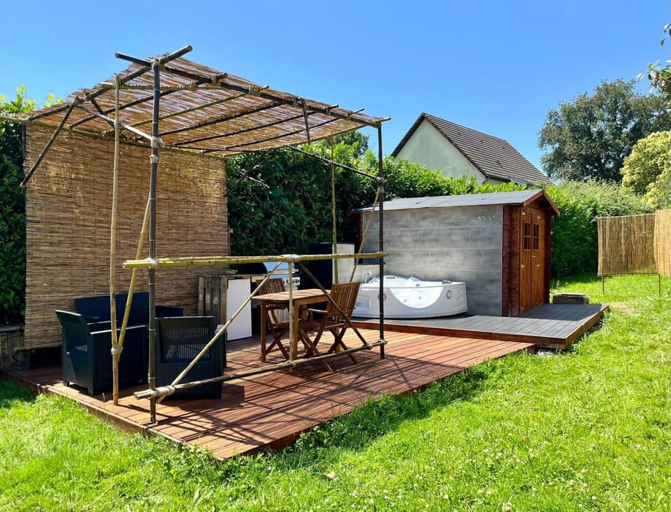 La Bulle Armou Luxury tent in Nouvelle-Aquitaine