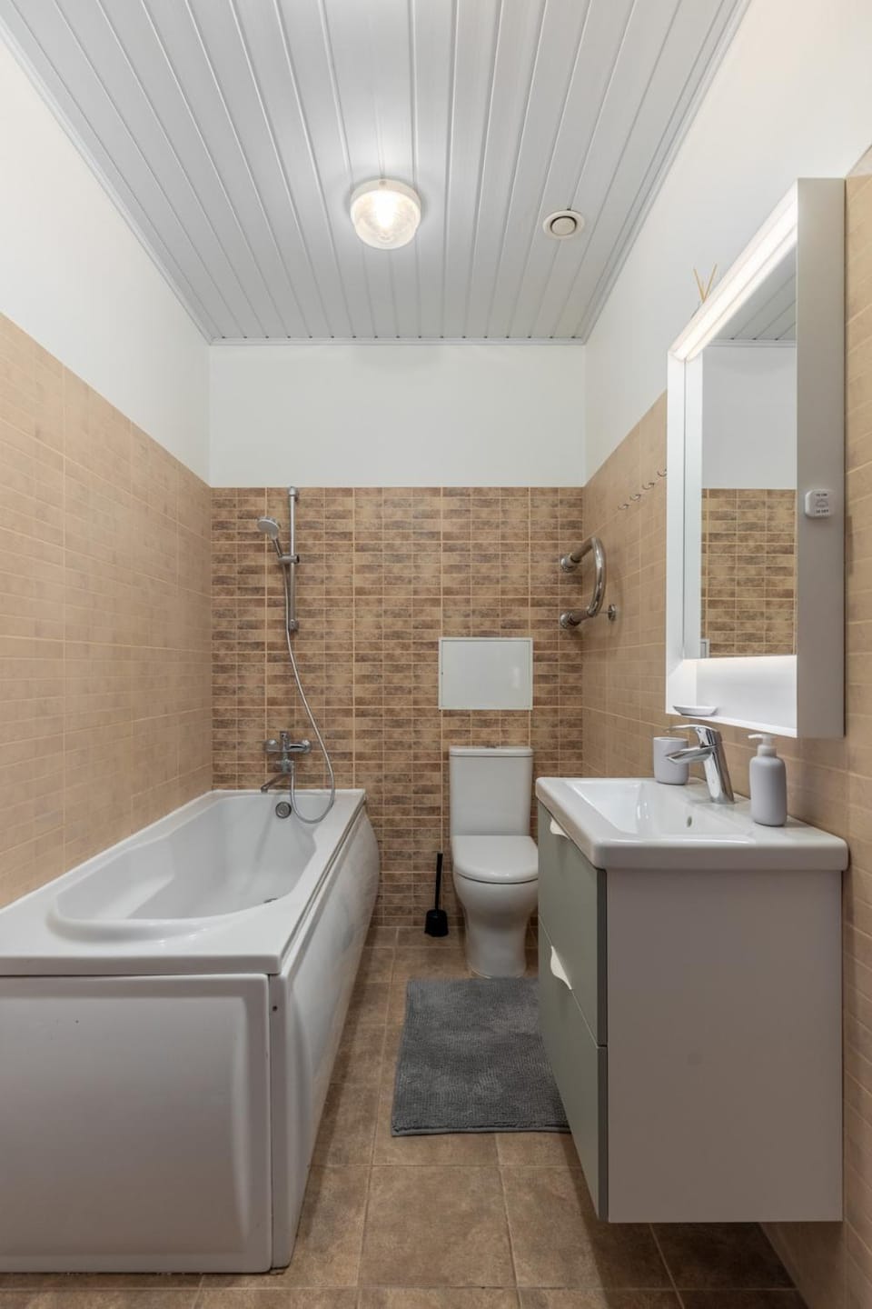 Bathroom, Bath