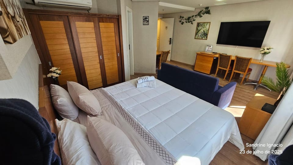 TV and multimedia, Bedroom, air conditioner