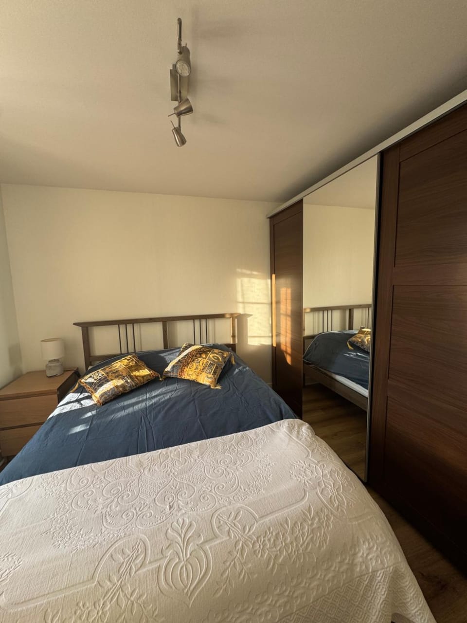 Bedroom, wardrobe