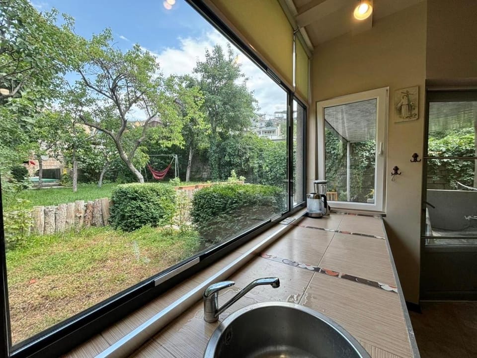 Spring, Day, Garden, View (from property/room), Balcony/Terrace, Garden view