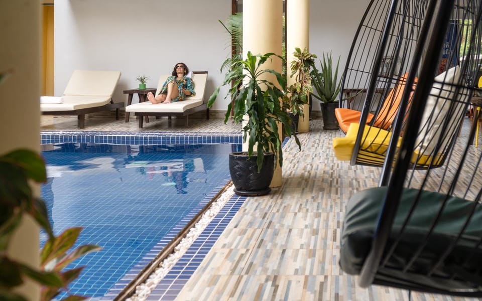 Swimming pool