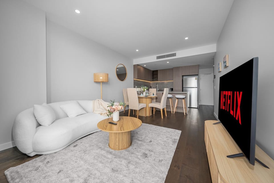 Starview Suite - Private Oceanview 2 Bedroom Apartment on the Star Residence Broadbeach, Free Carpark Included with your stay! Apartment in Gold Coast