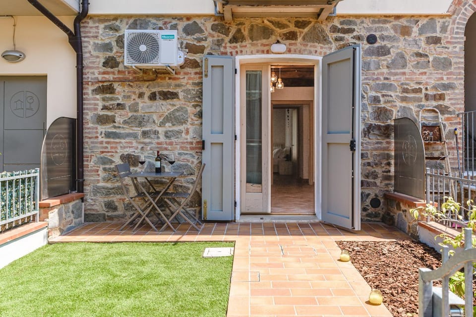 Property building, Garden