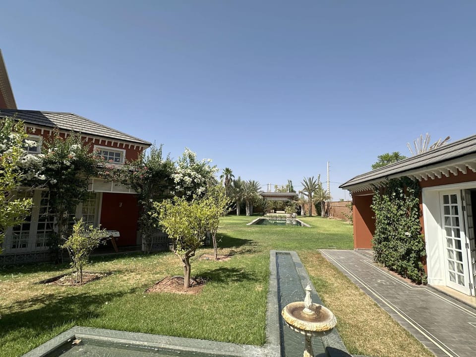 Property building, Garden