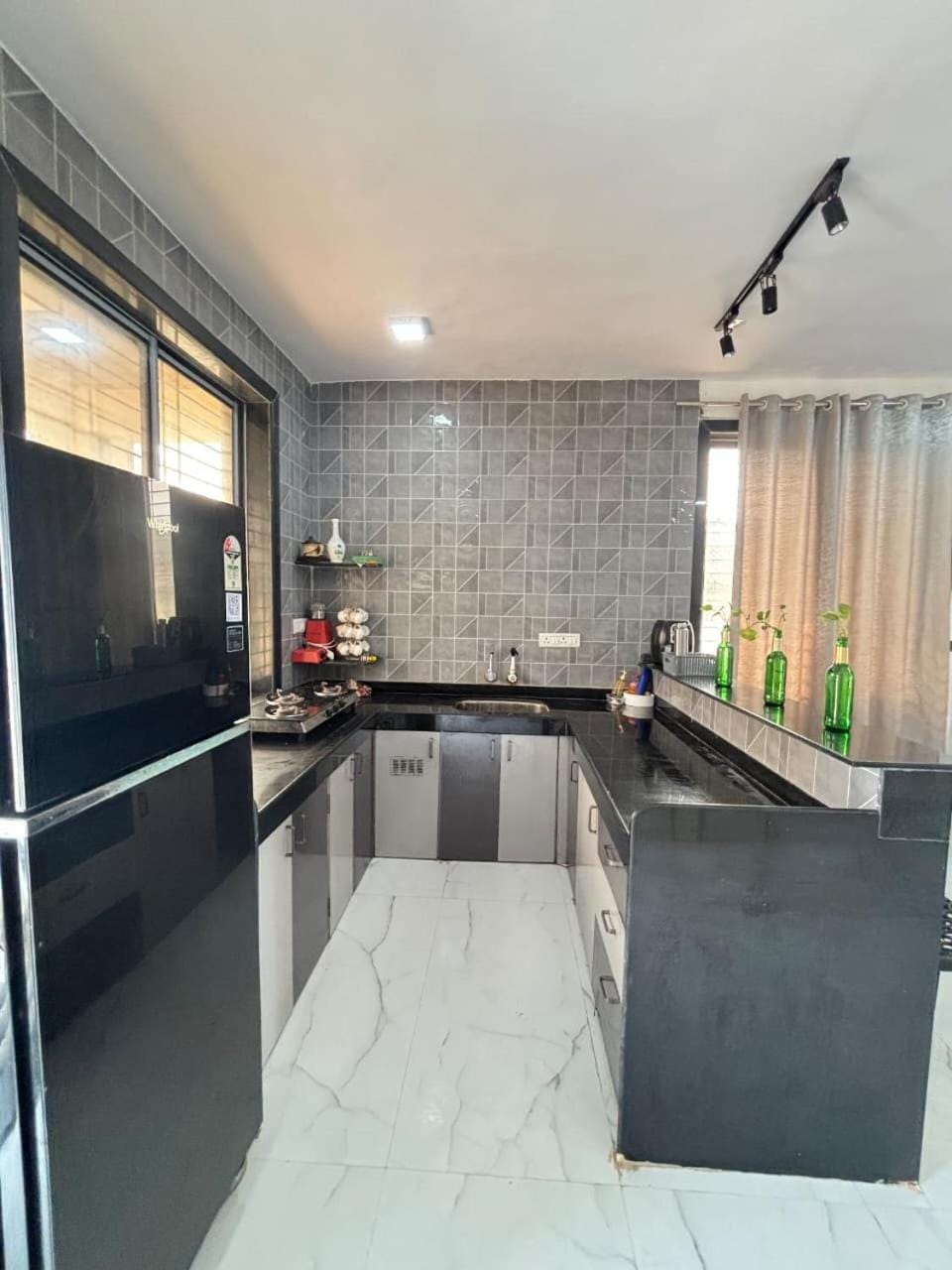 Ocean view villa Villa in Maharashtra