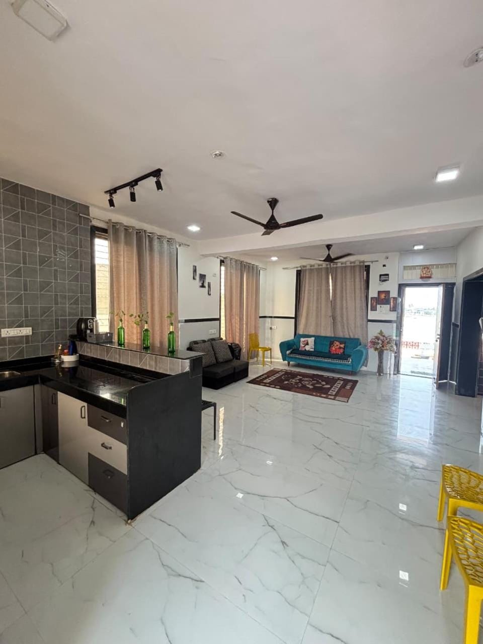 Ocean view villa Villa in Maharashtra