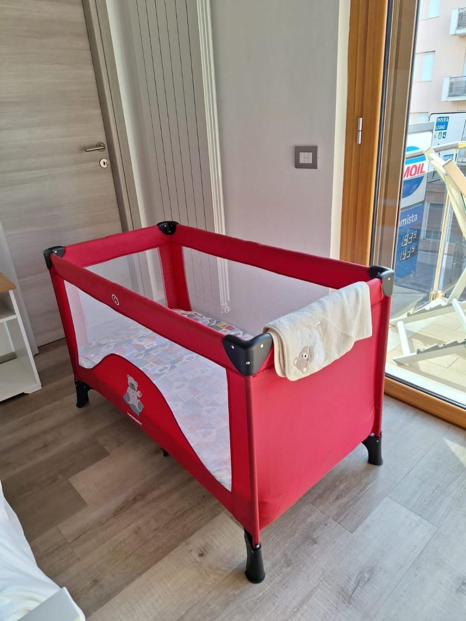 cot