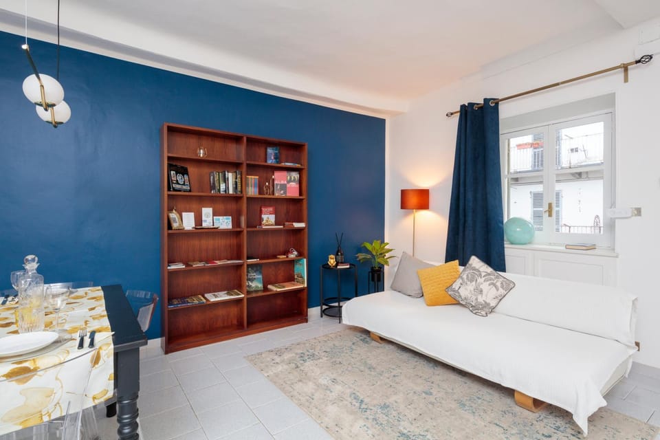Library, Living room, Seating area