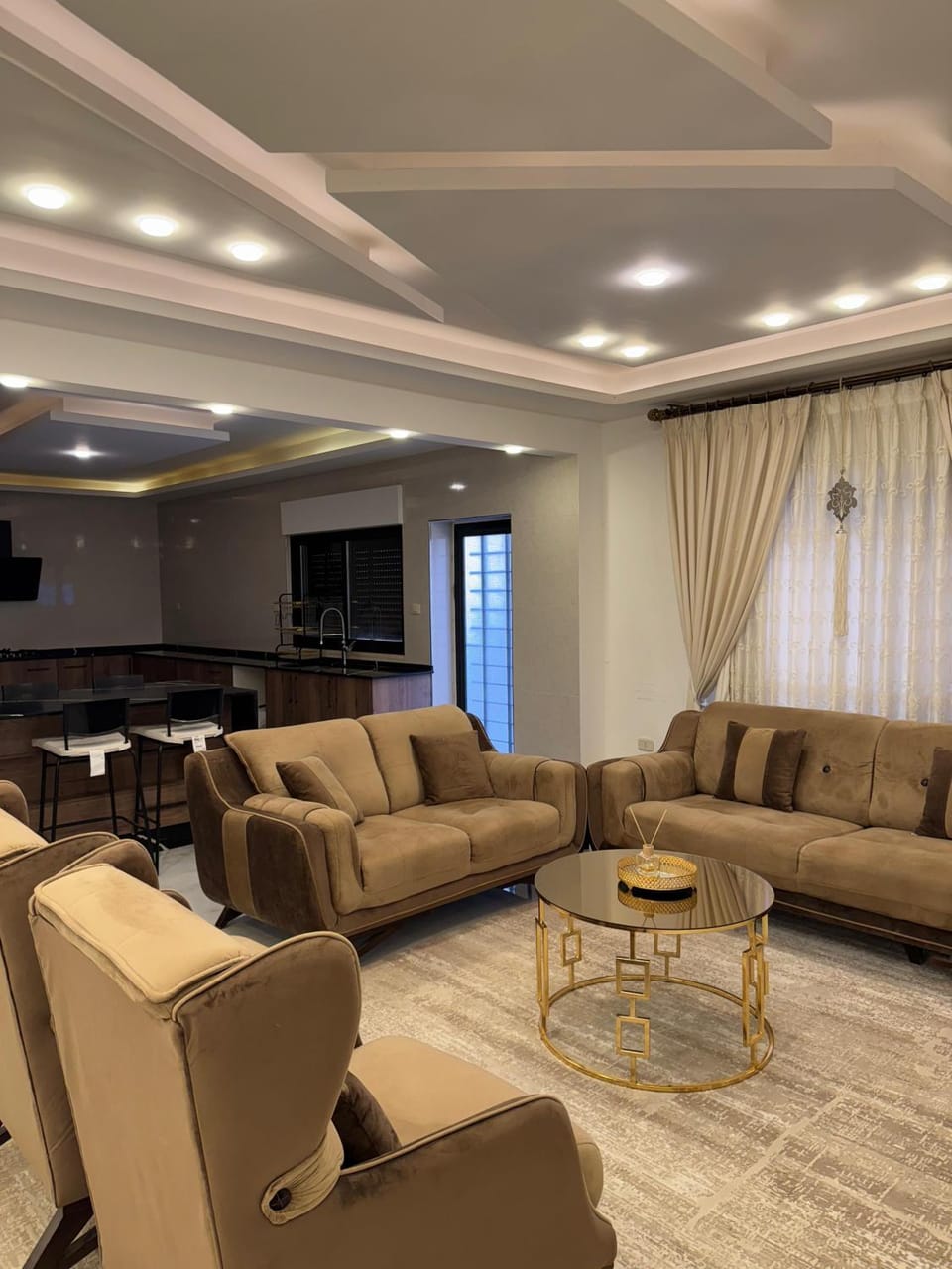 شقة مفروشه فاخرة للايجار الاردن عمان Apartment in Africa