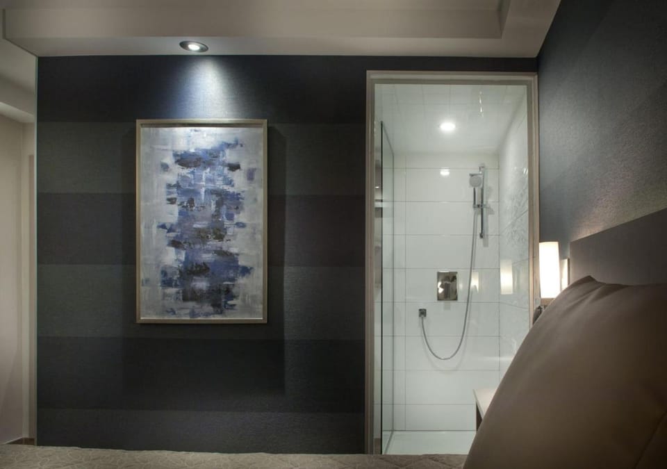 Hôtel-Motel & Suites Idéal Montréal Hotel in Laval