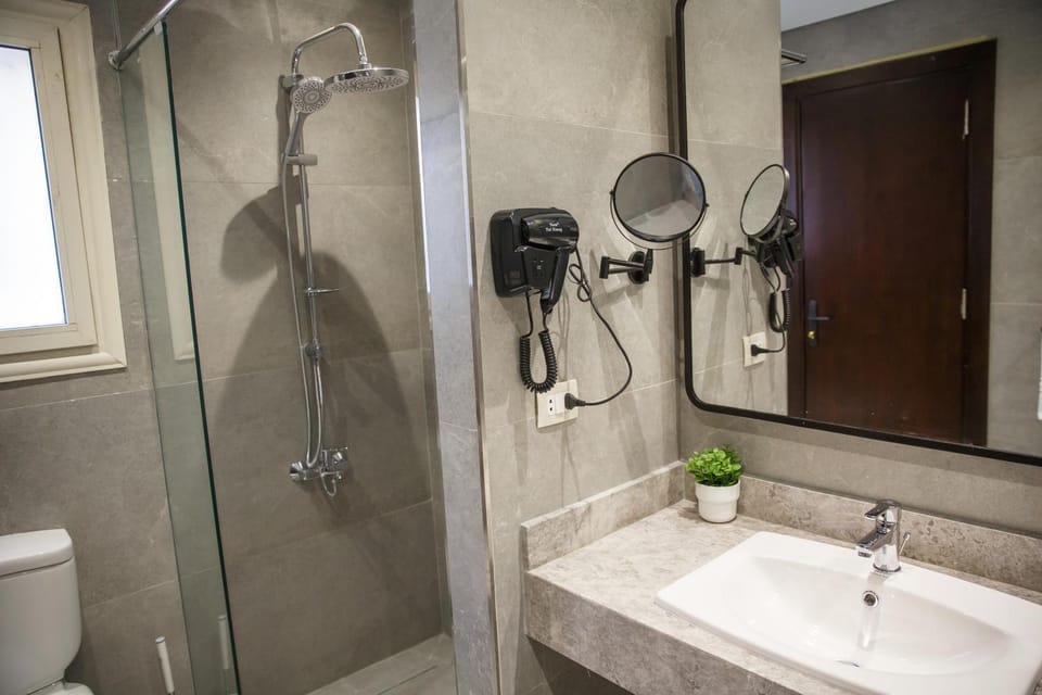 Shower, Toilet, Bathroom, hair dryier